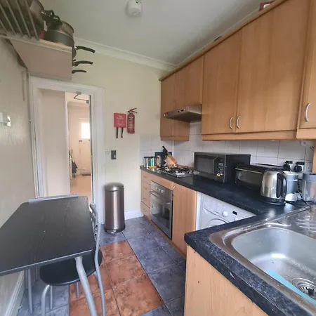 Homestay Pembroke Edgware