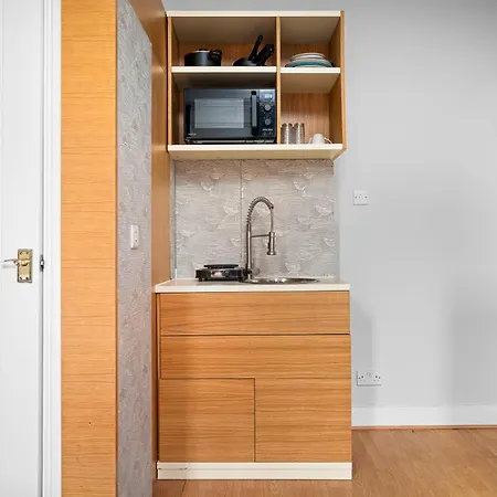 Kensington Modern *