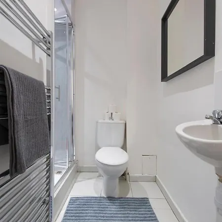 Apartment Split-level Spacious Family