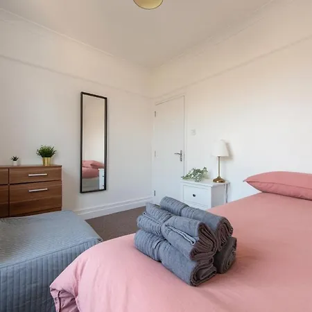 Apartment Split-level Spacious Family