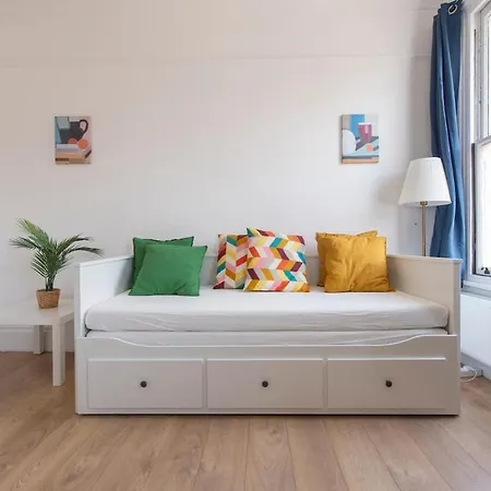 Apartment Split-level Spacious Family London
