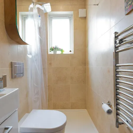 Richmond Park House Stunning Architect Designed Holiday home London
