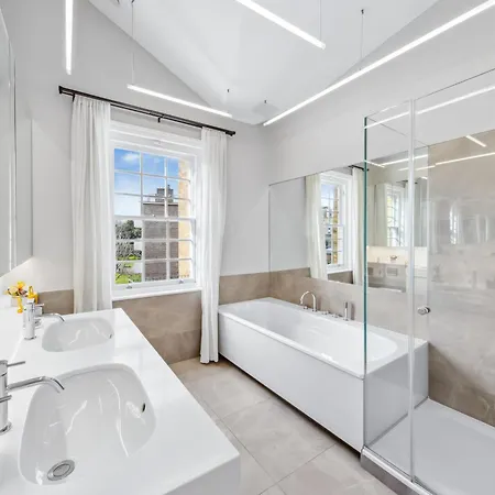 The Chelsea Villa