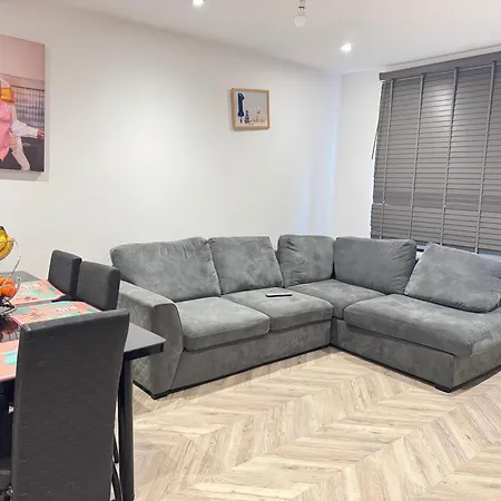Cosy Retreat * Erith