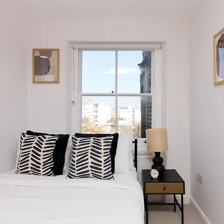 The Notting Hill Hideout - 2bdr Apartment London