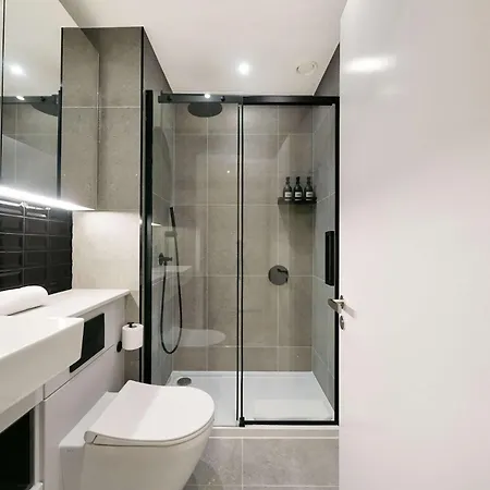 Apartment Rosso 2br & Views *