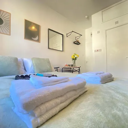 Cosy Flat By King's Cross Apartment *