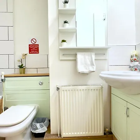 Apartment The Queens Palace 1 Bedroom By Wild London