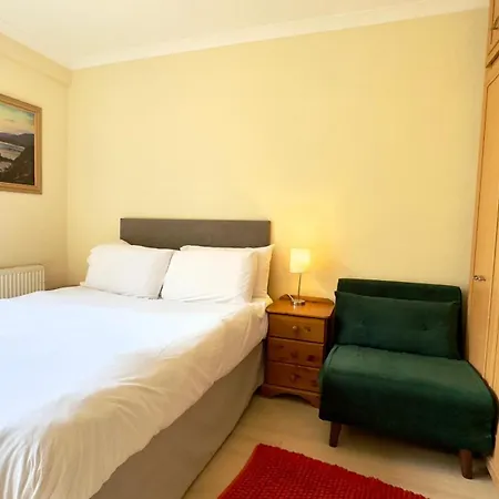 The Queens Palace 1 Bedroom By Wild Apartment *
