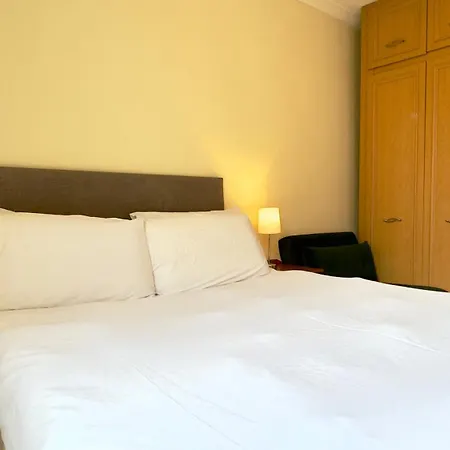 The Queens Palace 1 Bedroom By Wild * London