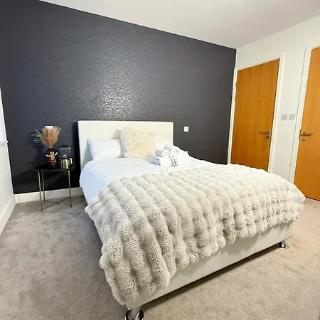 Apartment Auracasa 2 Bed O2 Canning London