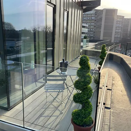 Apartment Penthouse In Fulham West Kensington 3 Bedrooms *