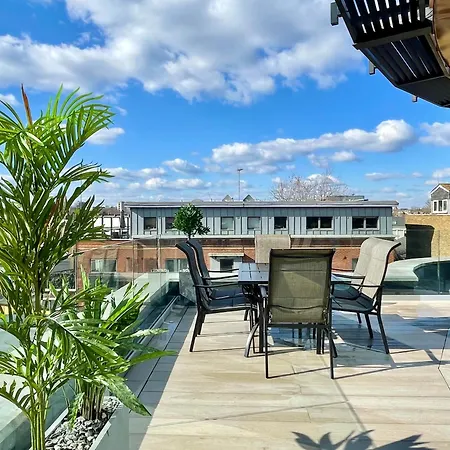 Penthouse In Fulham West Kensington 3 Bedrooms Apartment *