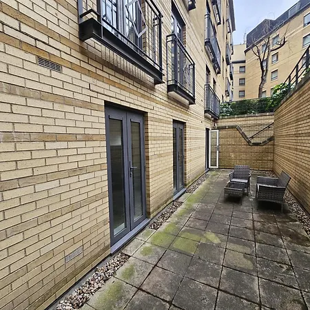 Apartment Luxury 3-bed With Private Garden En-suites & Underground Parking Prime Nw6 Location London