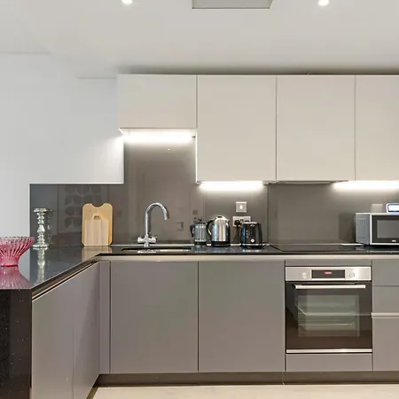 Battersea River Lux Stunning 2 Bedroom