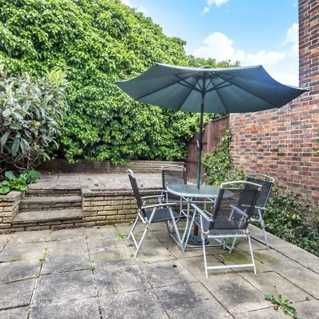 Apartment Single In