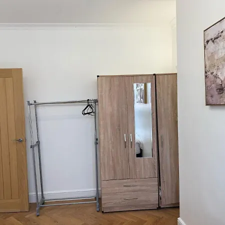 F54 Modern 3-bed Flat Near Paddington Station Apartment *