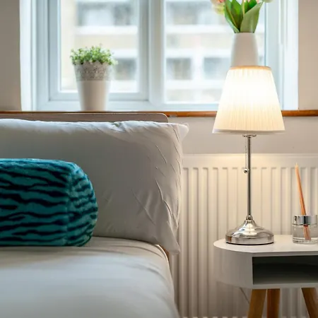 New! Cosy Flat - Wapping Station - Free Secure Parking * Londyn