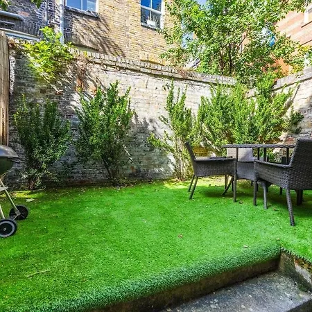 Stylish 2-bedroom In The Aldgate * London