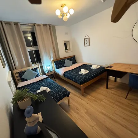 Delux Near Centre * London