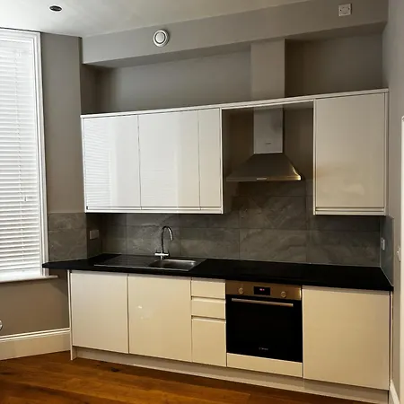 Apartment Fairhazel Gardens *