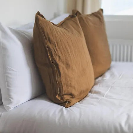 One Ges By Artsy Apartment *