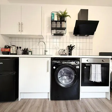 Modern In Old Street 3 * London