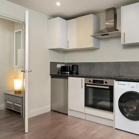 Fitzrovia Modern Apartment