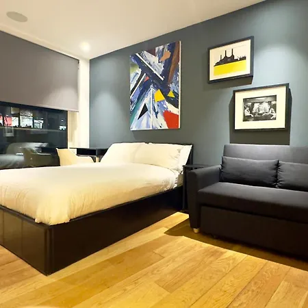 Luxury 3 Bedroom By Wild Apartment