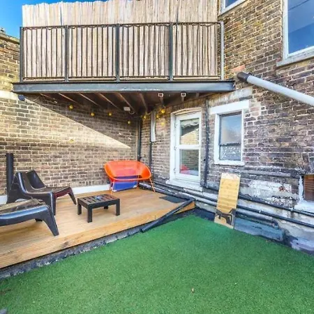 Apartment 1 Bedroom W Terrace