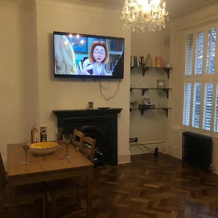 Luxury, One-bedroom Street *