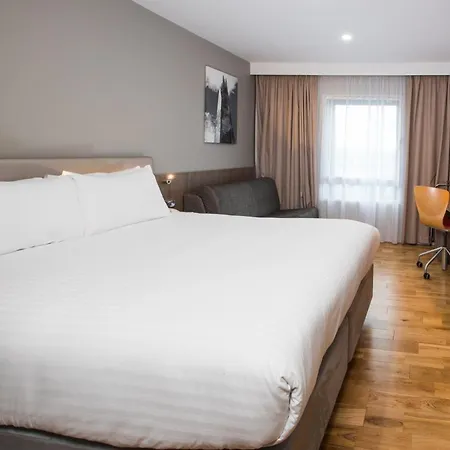 Hotel Holiday West By Ihg