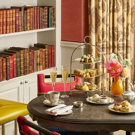 Knightsbridge Hotel, Firmdale 5*