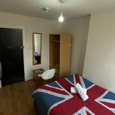 Hostel Saint Backpackers