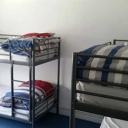 Hostel The Queens