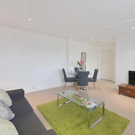 Hill Street Mayfair Apartment London
