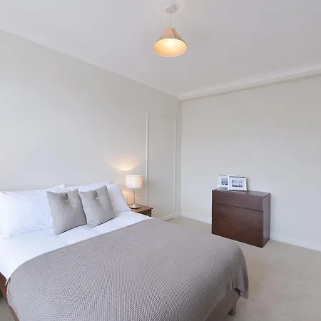 Hill Street Mayfair Apartment