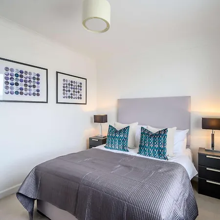 Hill Street Mayfair Apartment London