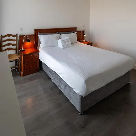 Hotel Abbey Point 3*