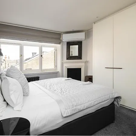 Apartment The Grosvenor Square Penthouse