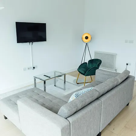 Access Brick Lane Apartment *