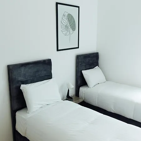 Access Brick Lane Apartment *