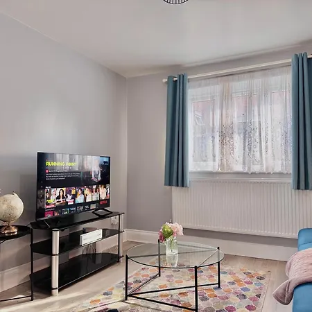 Appartement Garden 1-bed Flat 30min To Downtown & Free Parking *