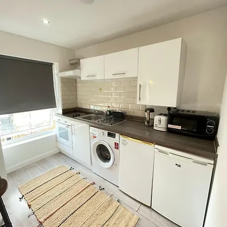 Smart Homes * London