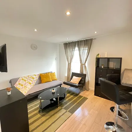Aparthotel Smart Homes *