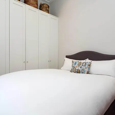 Veeve - Gateway To Notting Hill Apartment *