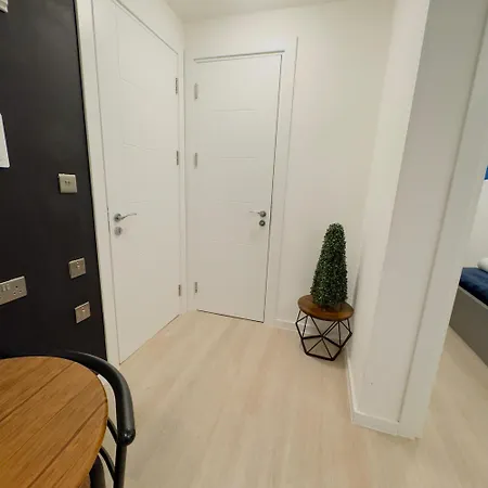 Apartment 1 Bedroom Sleeps 4 In Golder Nw11 *