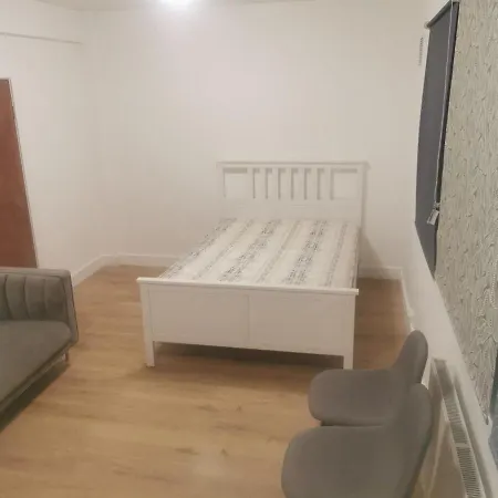 Captain Flat Bed And Free Pizza Appartement Eltham