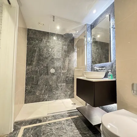 Apartment Spacious 2-bedroom Near Paddington & Hyde Park London