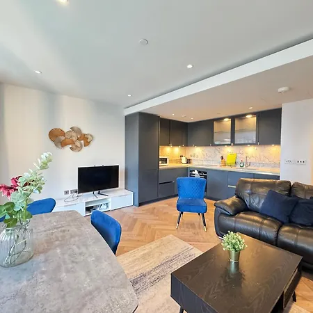 Spacious 2-bedroom Near Paddington & Hyde Park Apartment London